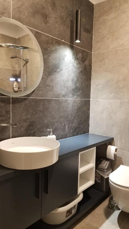 SEABREEZE Lungomare Vlorë Exterior foto